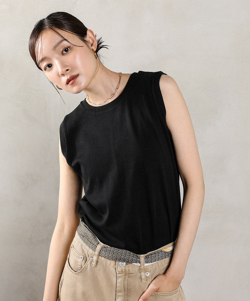 ラウンドネック ノースリーブトップス タンクトップ
