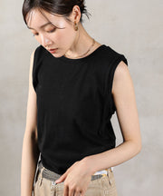 ブラック<br>身長 : 162cm