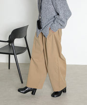 ベージュ<br>身長:160cm 着用サイズ:M