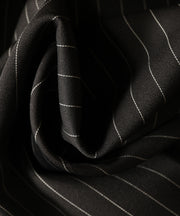 チャコールグレー