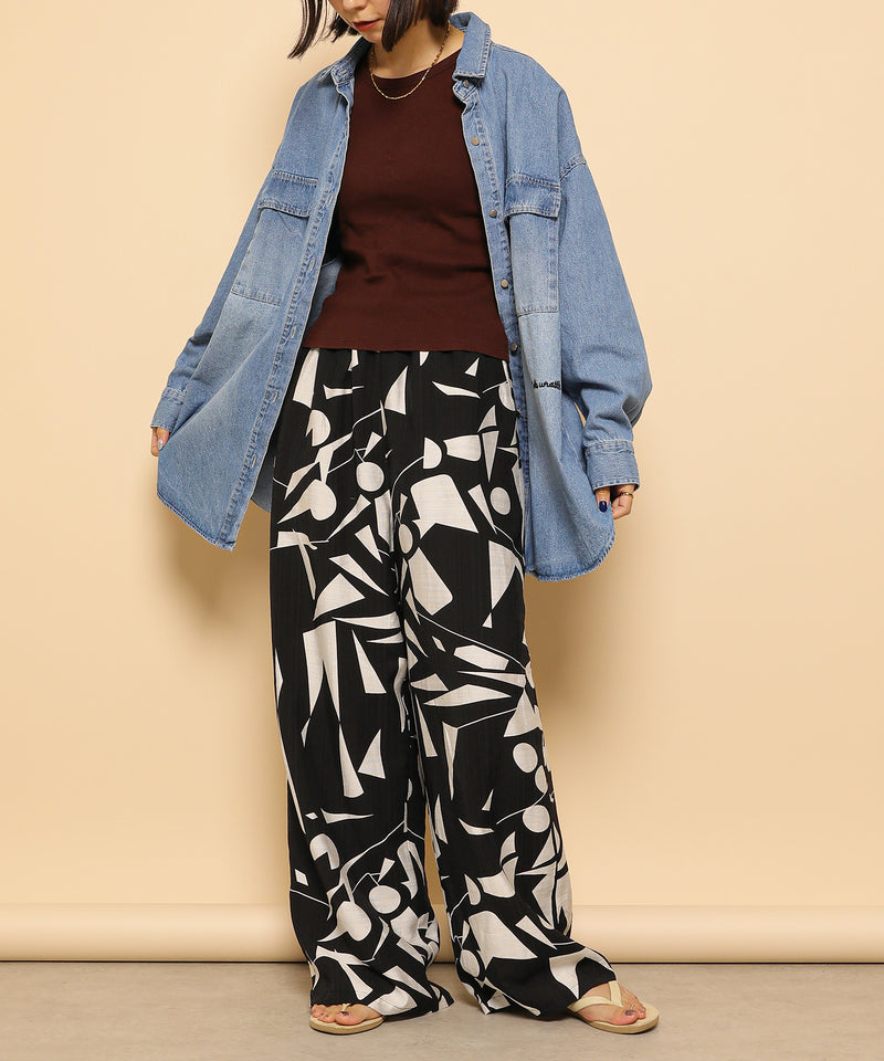 リネンタッチ 幾何学柄 イージーワイドパンツ