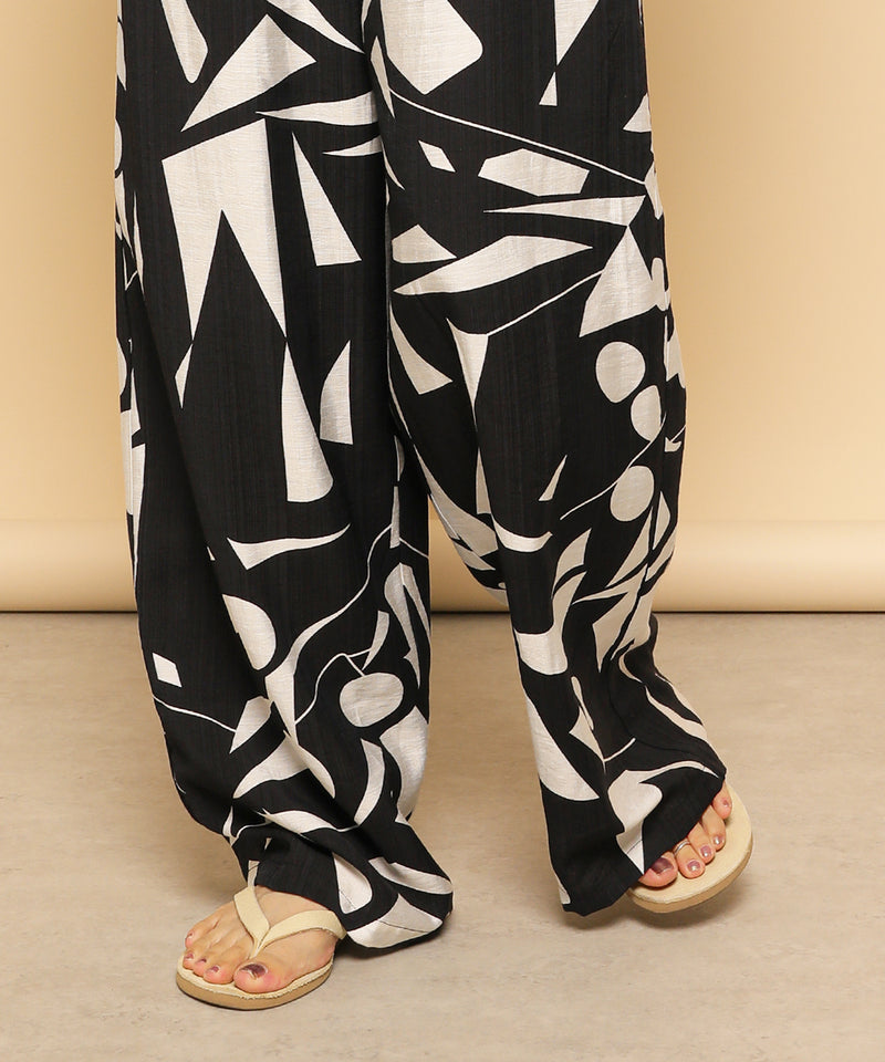 リネンタッチ 幾何学柄 イージーワイドパンツ