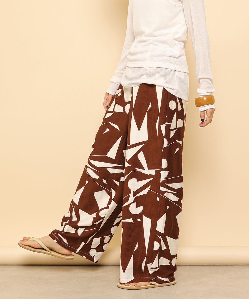 リネンタッチ 幾何学柄 イージーワイドパンツ