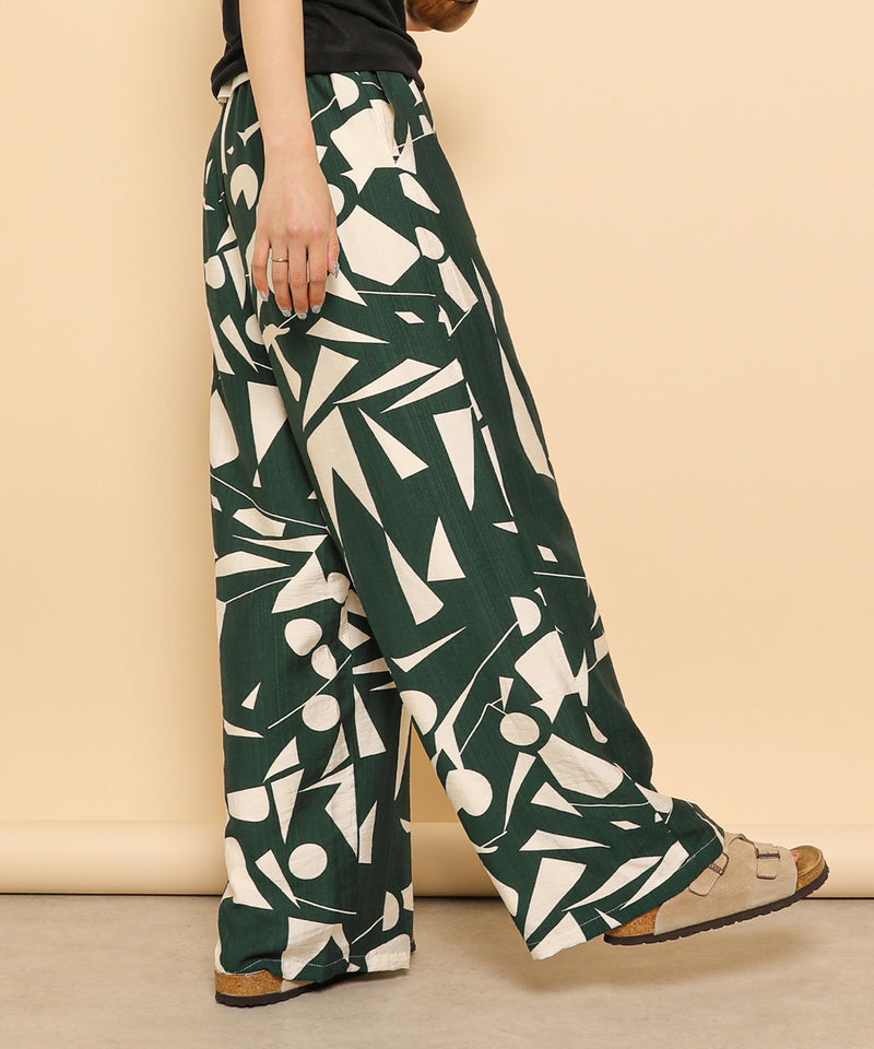リネンタッチ 幾何学柄 イージーワイドパンツ