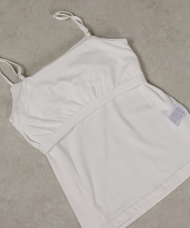 カップ付きキャミソール