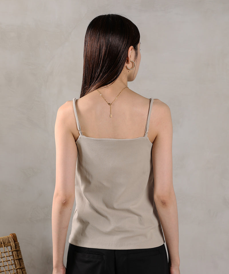 カップ付きキャミソール