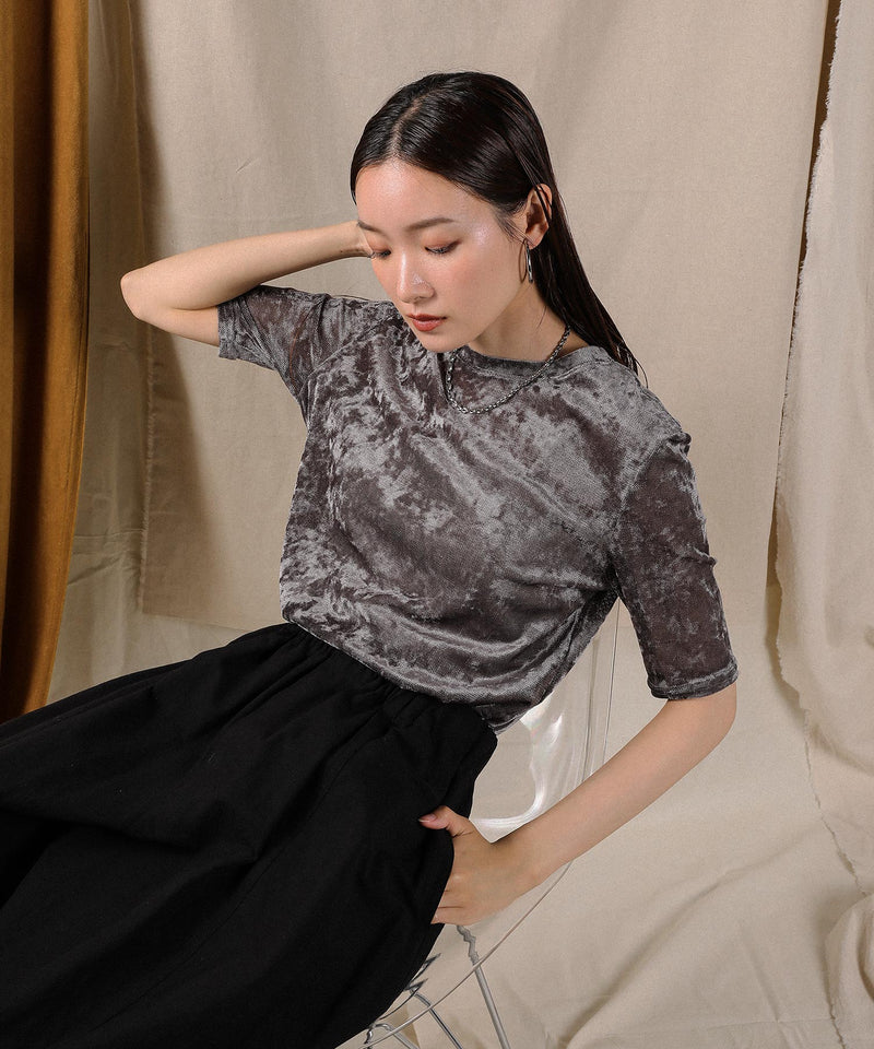 グレー<br>身長 : 162cm