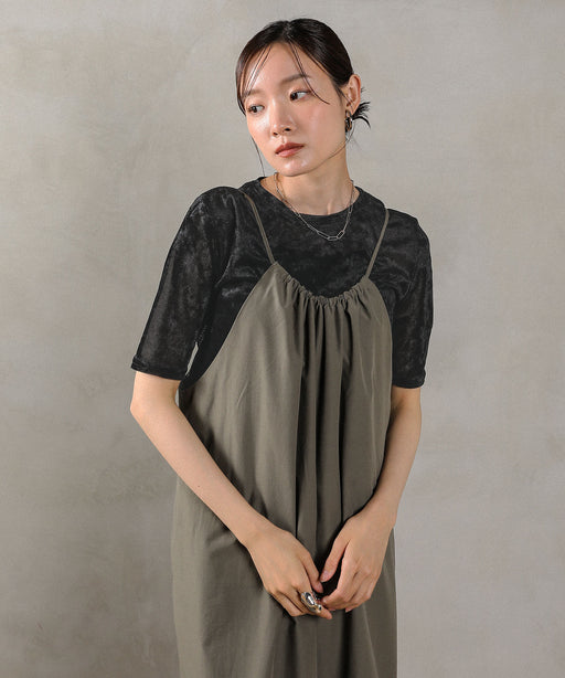 ブラック<br>身長 : 162cm