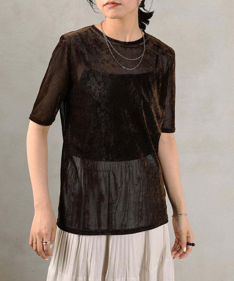 ブラウン<br>身長 : 162cm