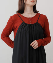 レッド<br>身長 : 161cm