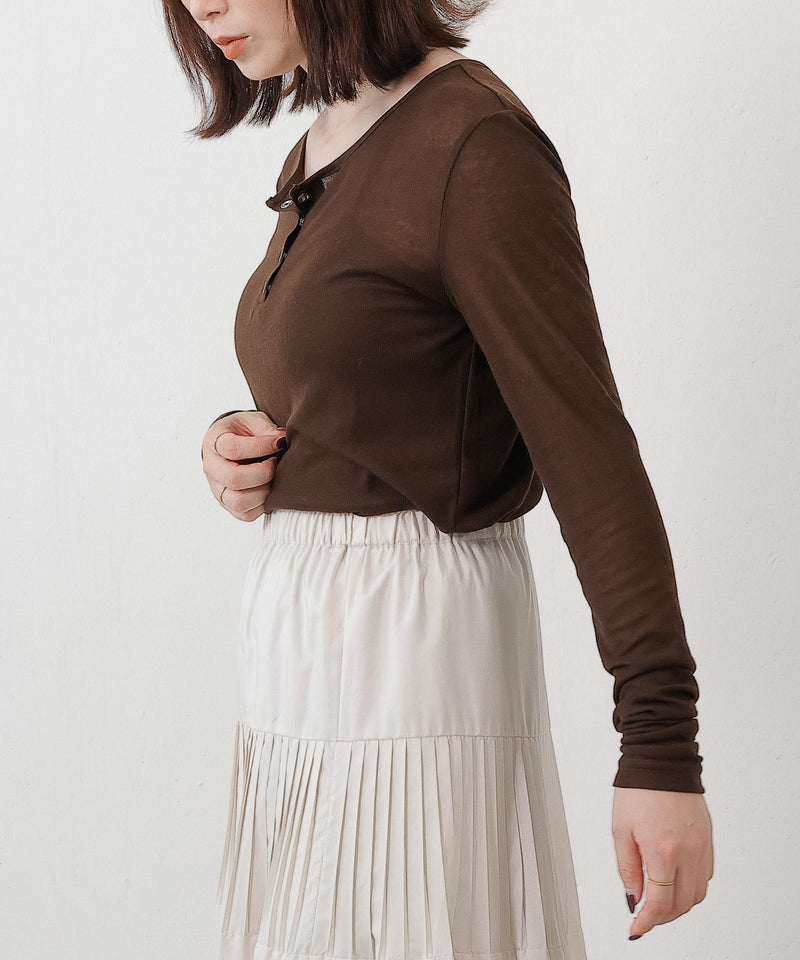 シアー リブ ヘンリーネック トップス