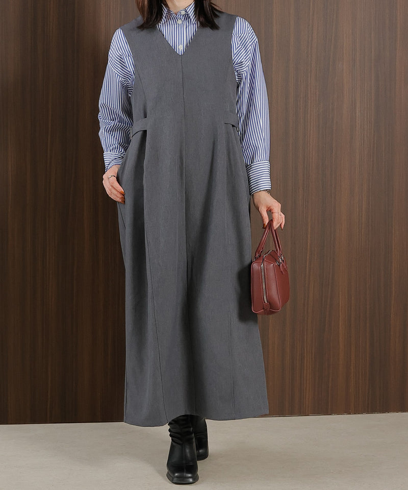 チャコールグレー<br>身長 : 161cm