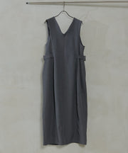 チャコールグレー