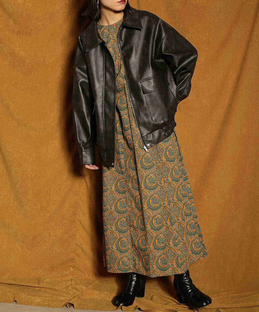 ブラック<br>身長:163cm