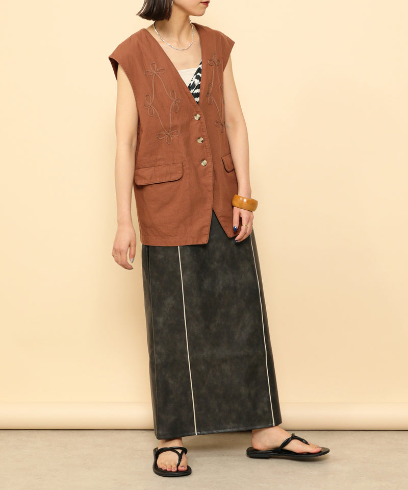 合成皮革 パイピング タイトスカート