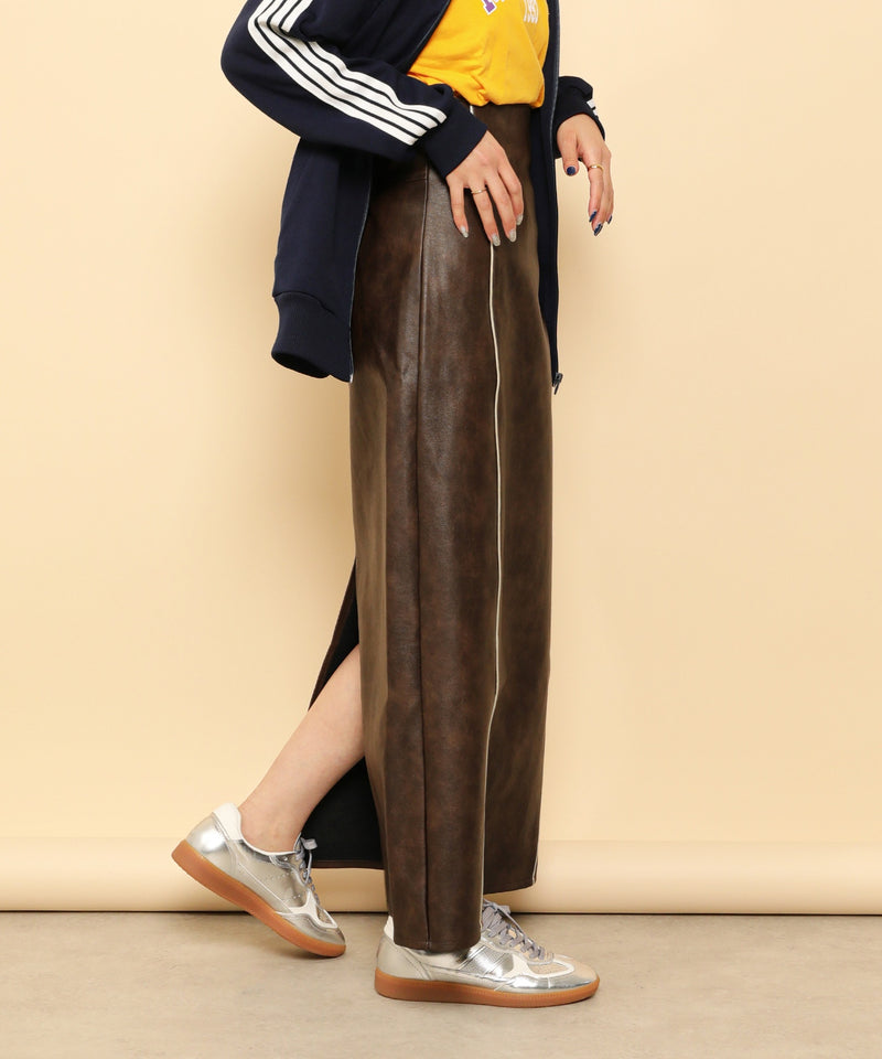 合成皮革 パイピング タイトスカート