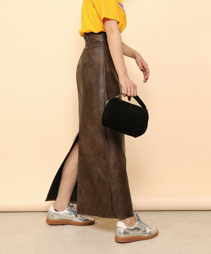 合成皮革 パイピング タイトスカート