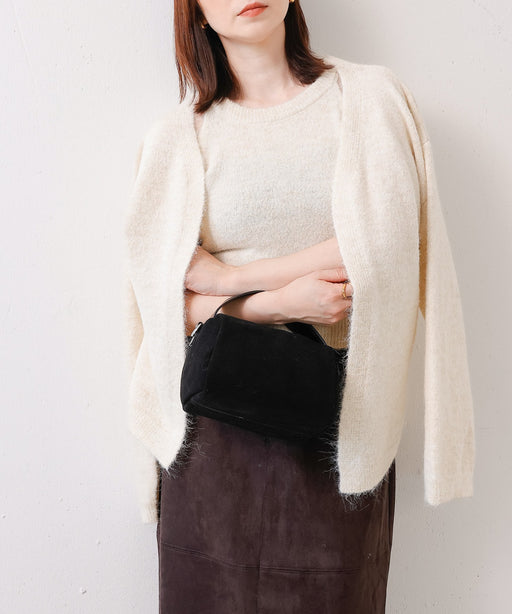 ホワイト<br>身長 : 161cm