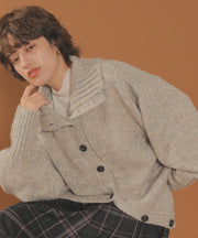 ベージュ<br>身長:160cm 着用サイズ:M