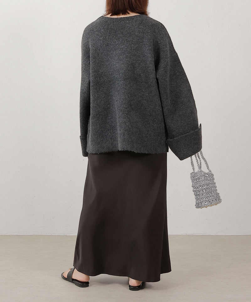 【大人の余裕とこなれ感】深Vネックワイドスリーブオーバーニット