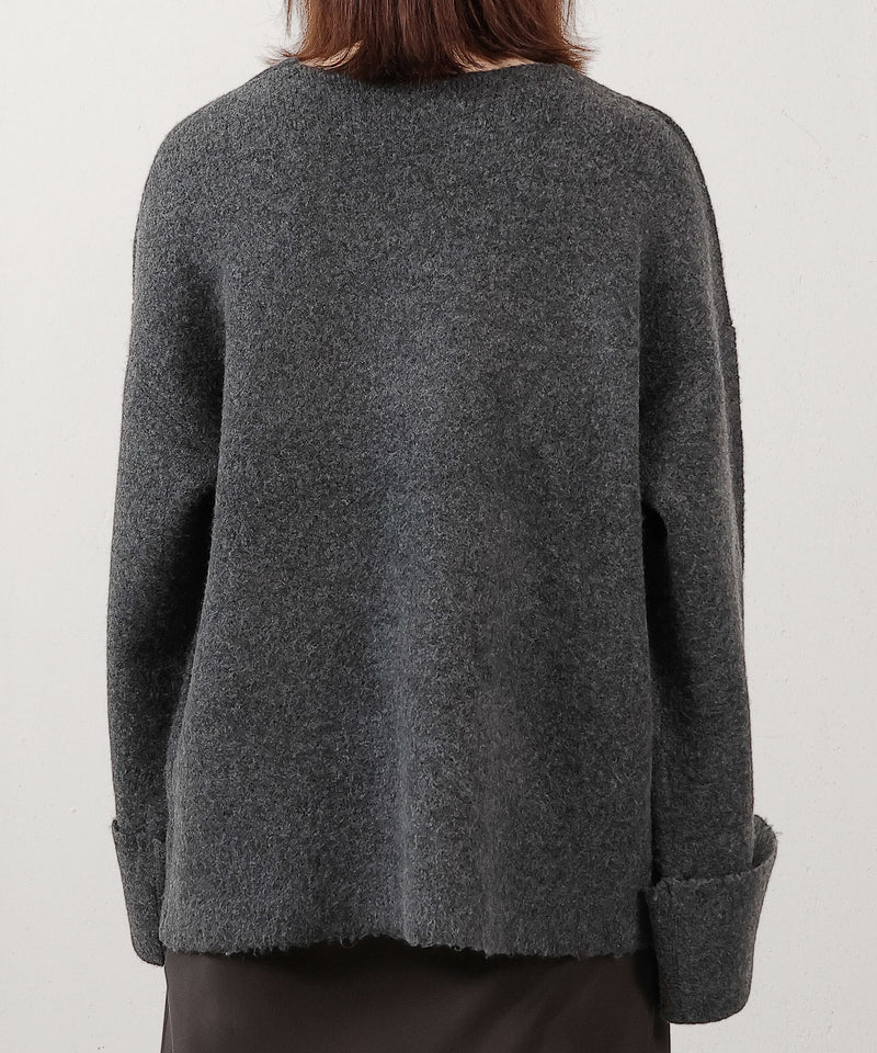 【大人の余裕とこなれ感】深Vネックワイドスリーブオーバーニット