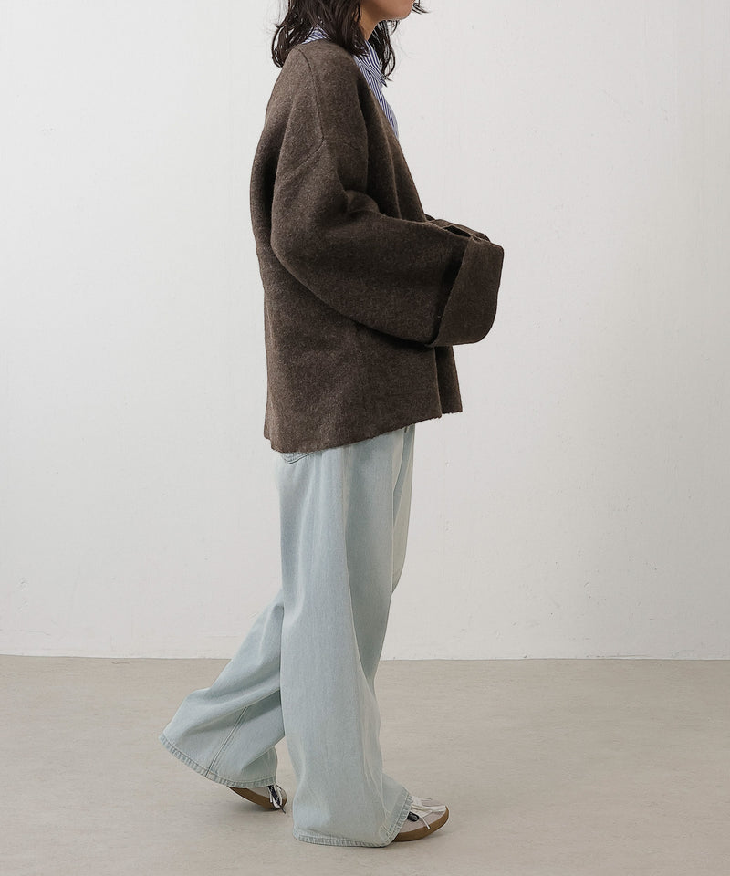 【大人の余裕とこなれ感】深Vネックワイドスリーブオーバーニット