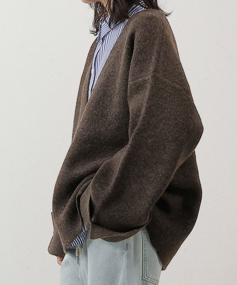 【大人の余裕とこなれ感】深Vネックワイドスリーブオーバーニット