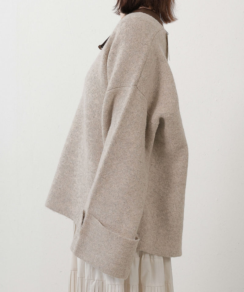 【大人の余裕とこなれ感】深Vネックワイドスリーブオーバーニット