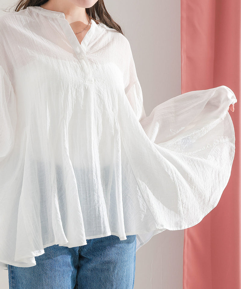 【動きで魅せるシルエット】フレアデザインブラウス