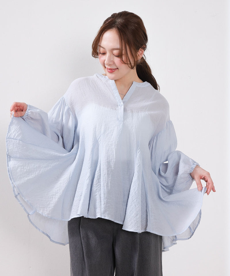 【動きで魅せるシルエット】フレアデザインブラウス