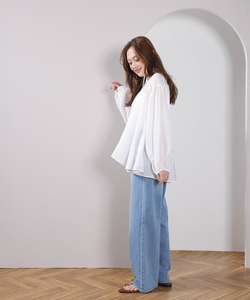 【動きで魅せるシルエット】フレアデザインブラウス