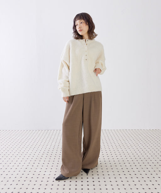 アイボリー / 身長：157cm / 着用：フリー