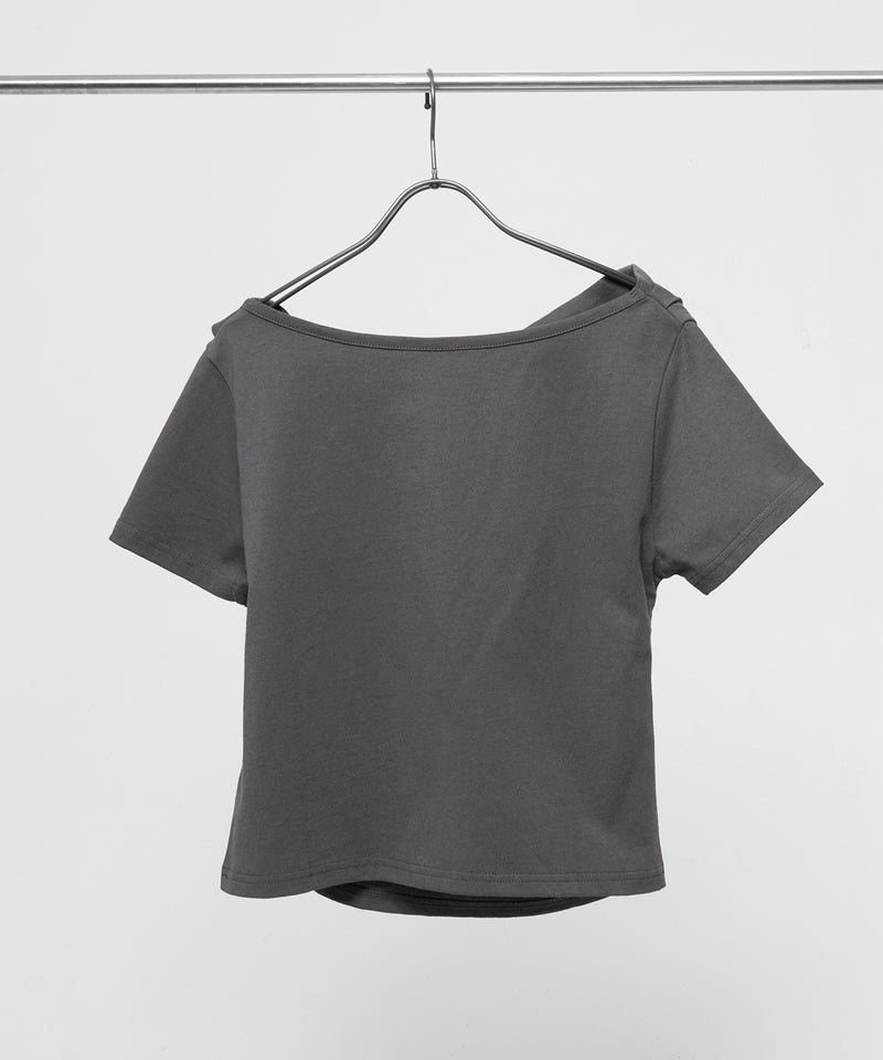 【ヘルシーな色気を纏う】ドレープデザイン半袖Tシャツ