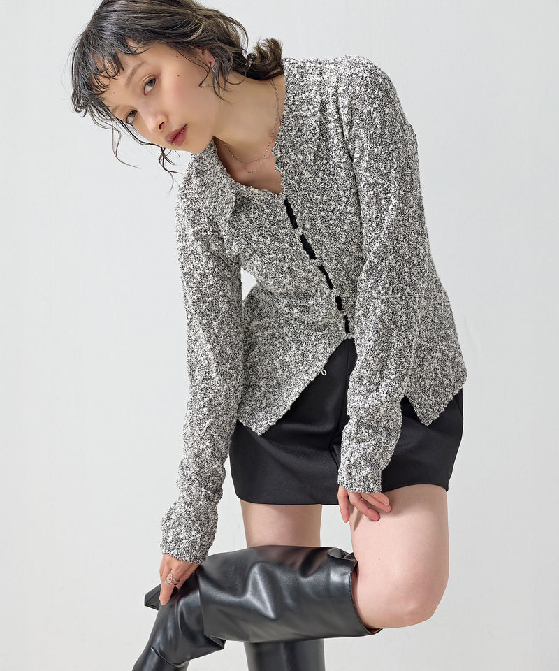 ブラック / 身長：157cm