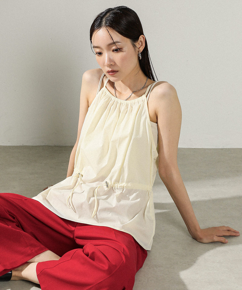 オフホワイト<br>身長 : 162cm