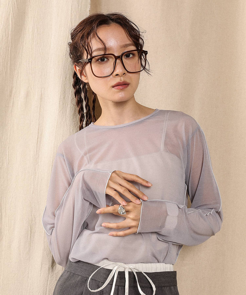 ライトグレー<br>身長:162cm