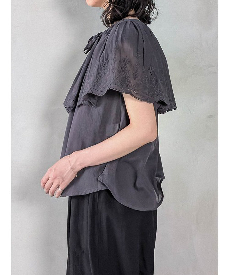コットンレースビッグカラーブラウス