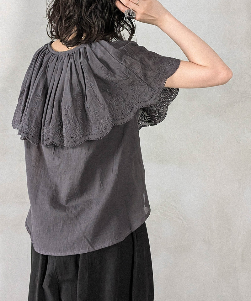 コットンレースビッグカラーブラウス