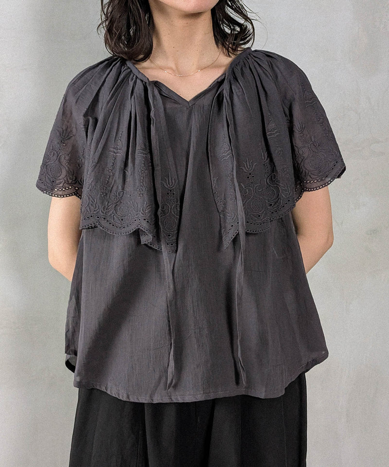 コットンレースビッグカラーブラウス