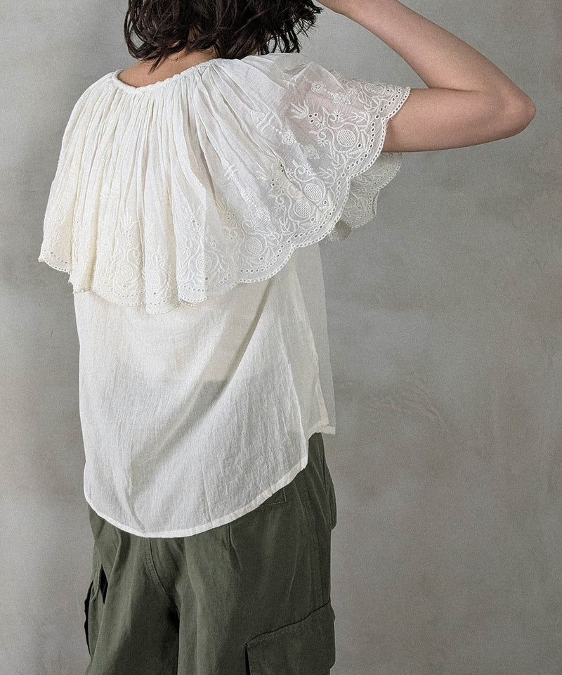 コットンレースビッグカラーブラウス