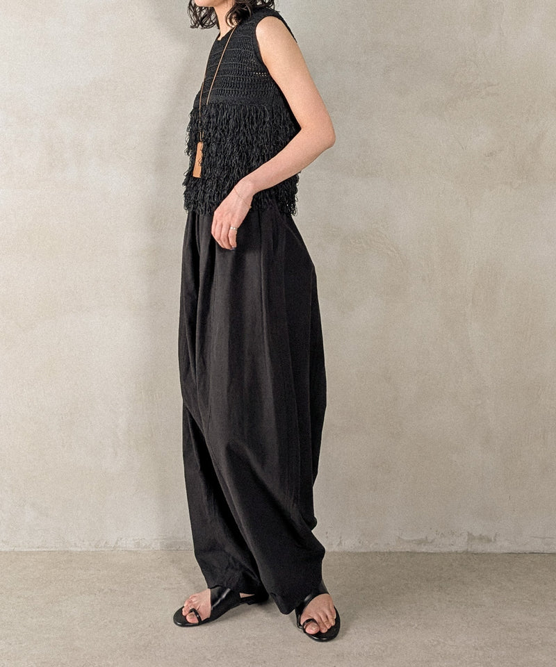 ループフリンジニットノースリーブベスト