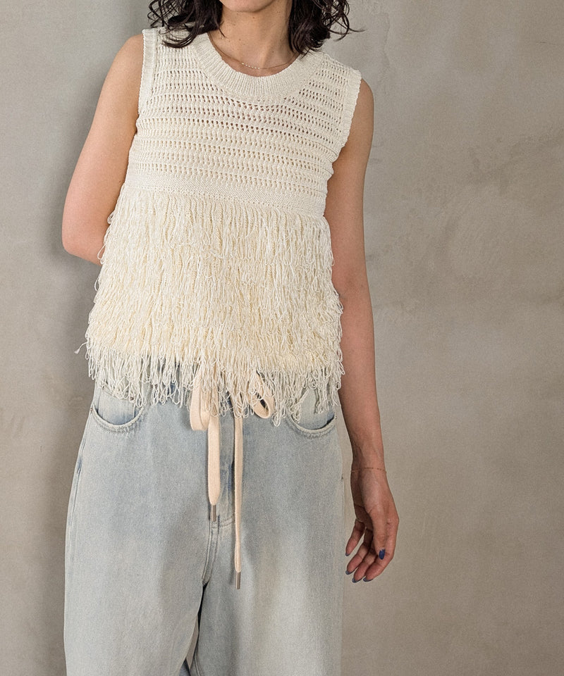ループフリンジニットノースリーブベスト
