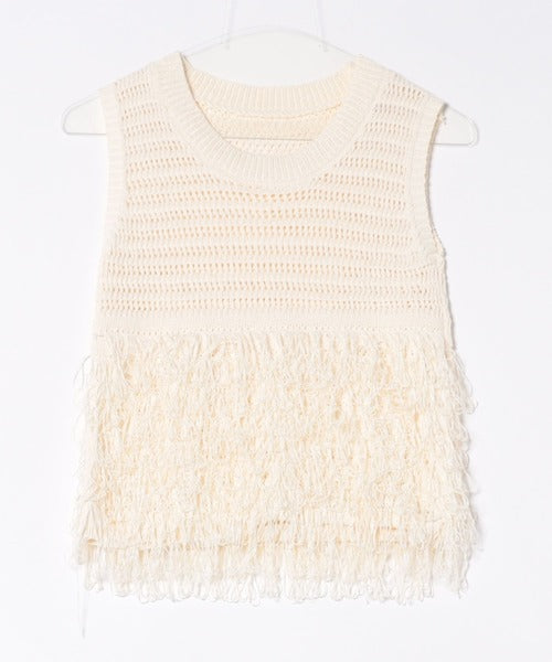 ループフリンジニットノースリーブベスト