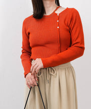 レッド<br>身長：161cm