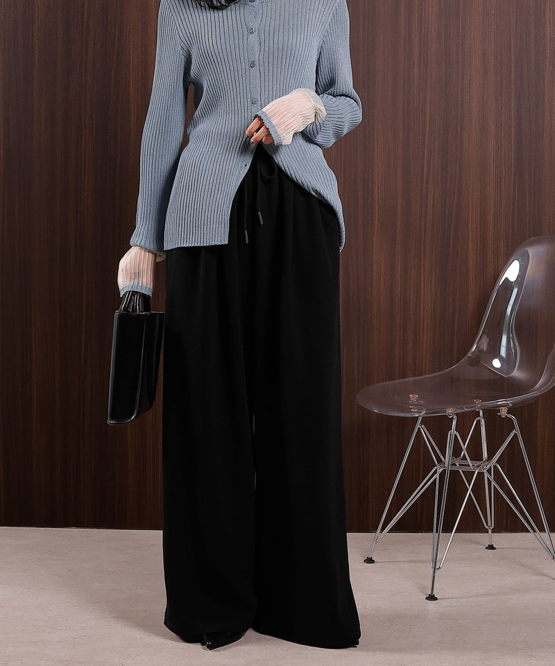 【心地よい履き心地とキレイ見えが叶う】スムースタッチパンツ