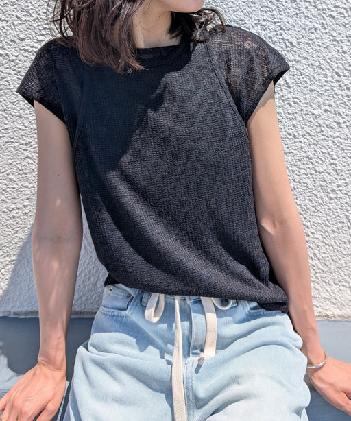 ブラック<br>身長：163cm