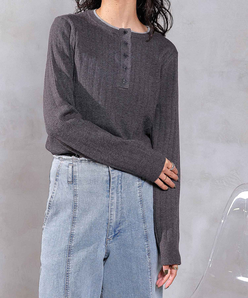 【重ねたような首元でこなれ感を演出♪】ヘンリーネックレイヤートップス