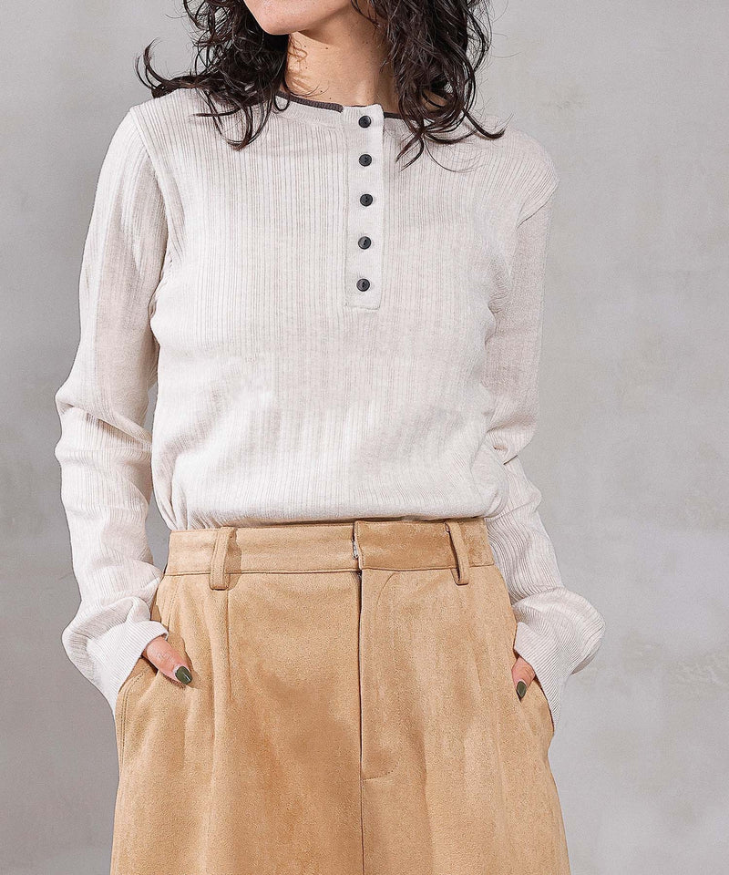 【重ねたような首元でこなれ感を演出♪】ヘンリーネックレイヤートップス