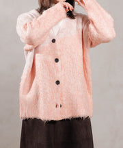 ピンク<br>
身長 : 161cm