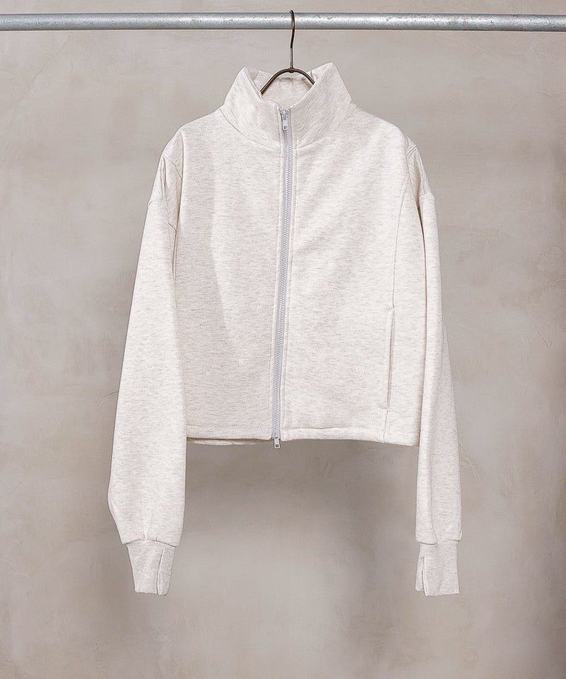 カラー：アイボリー